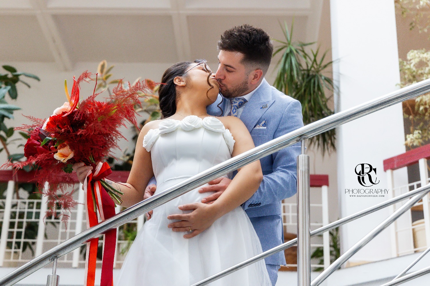 Razvan Ciuvelic PFA,Fotograf Autorizat fotografie timis