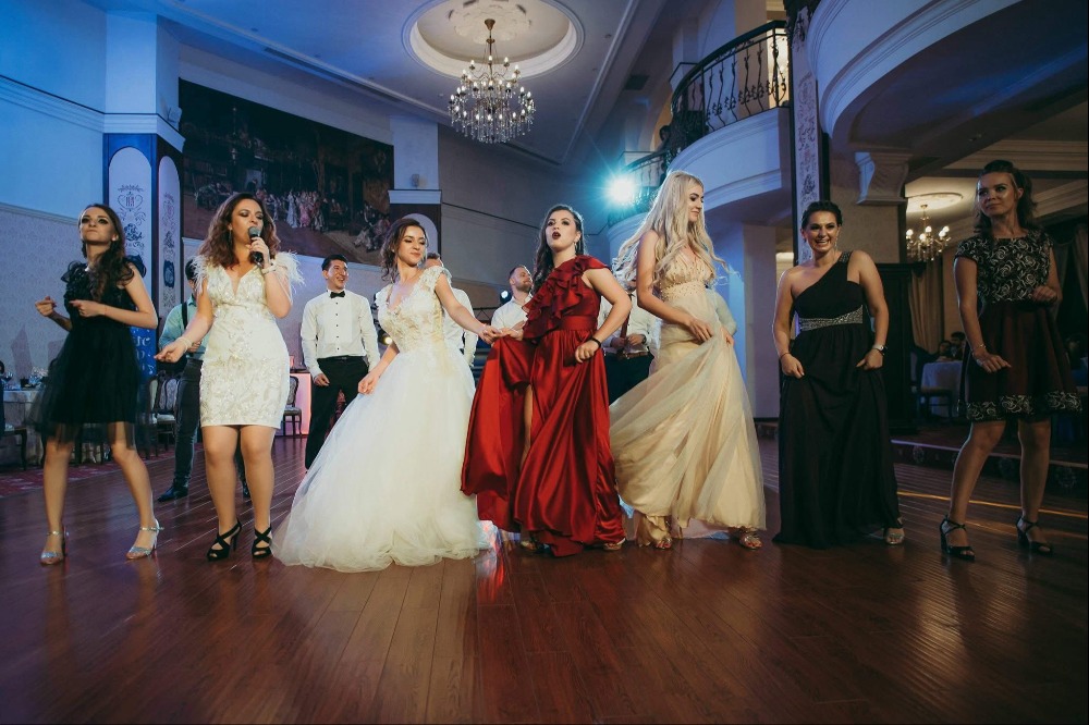 Live Orchestra muzica prahova