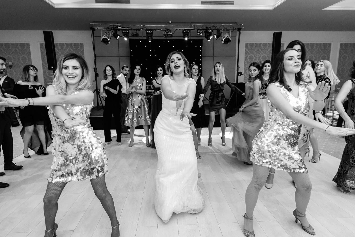 MBBand muzica bucuresti