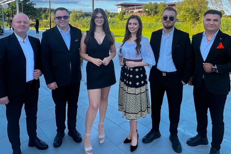 Formatia Adrian Serban