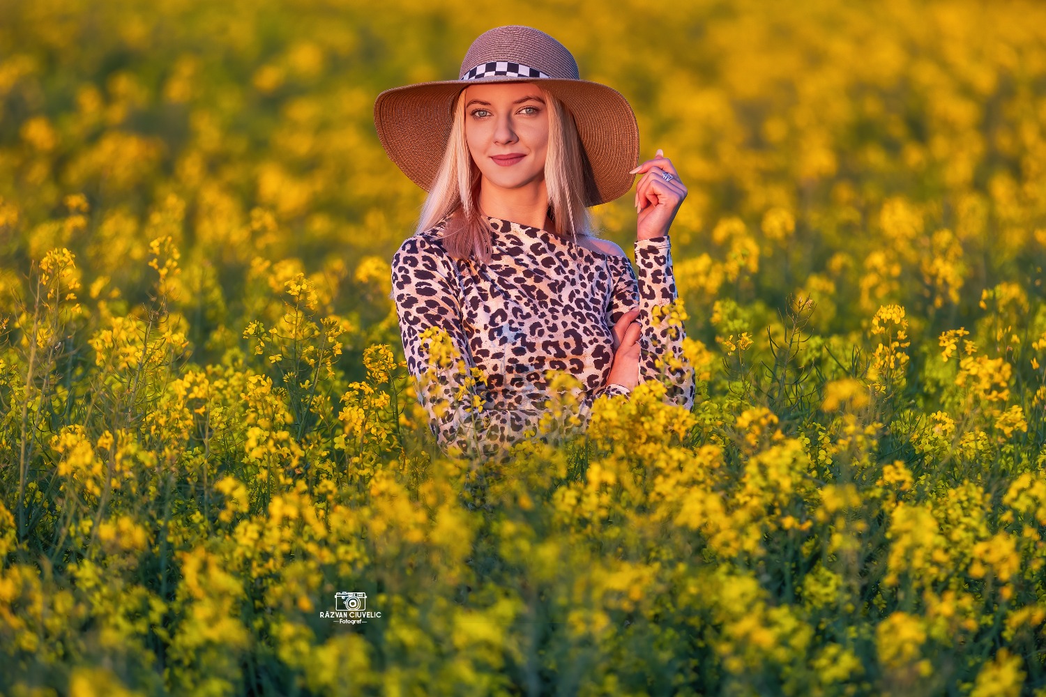 Razvan Ciuvelic PFA,Fotograf Autorizat fotografie timis