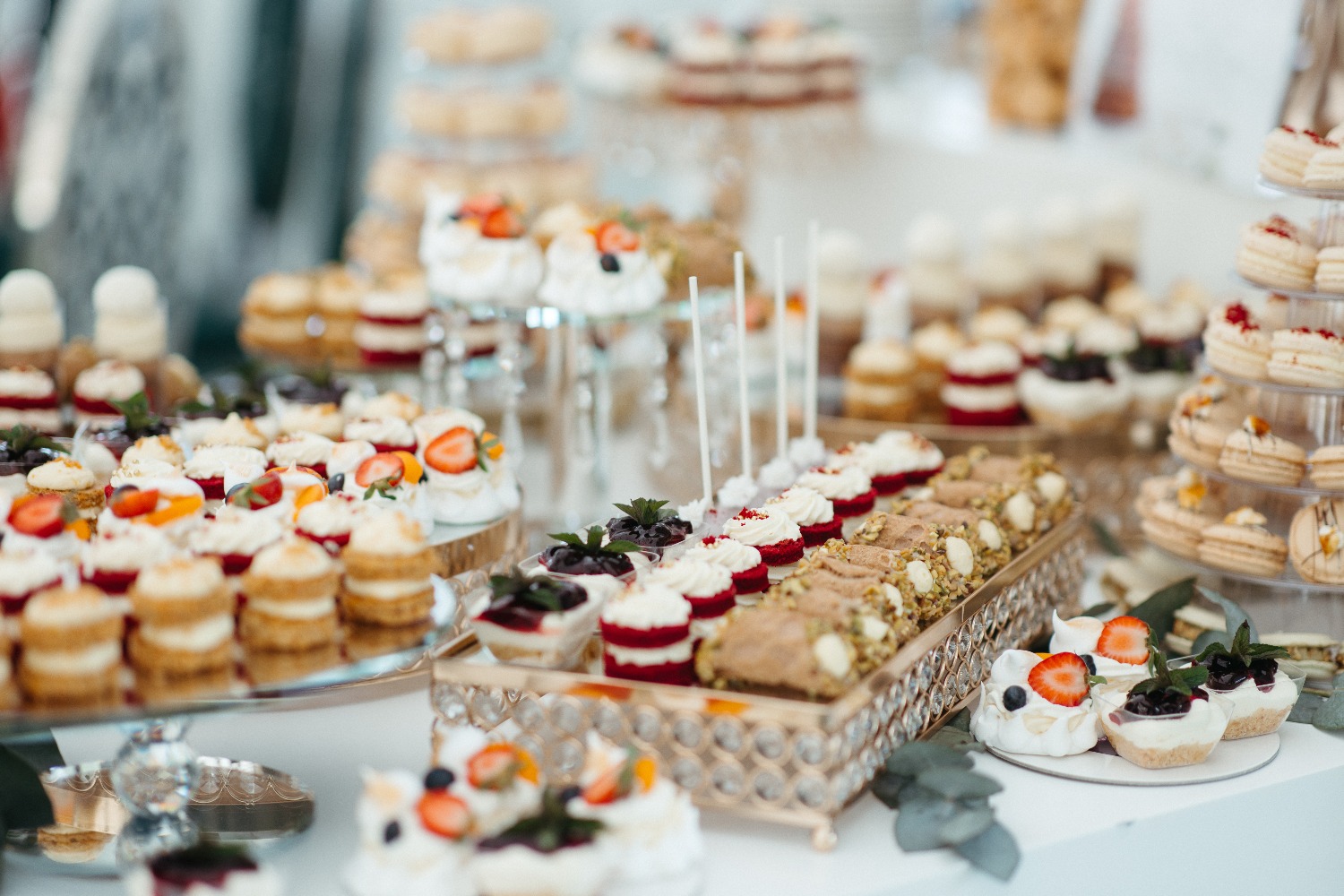 Anny Sescu • Event & Wedding Planner wedding-planner iasi