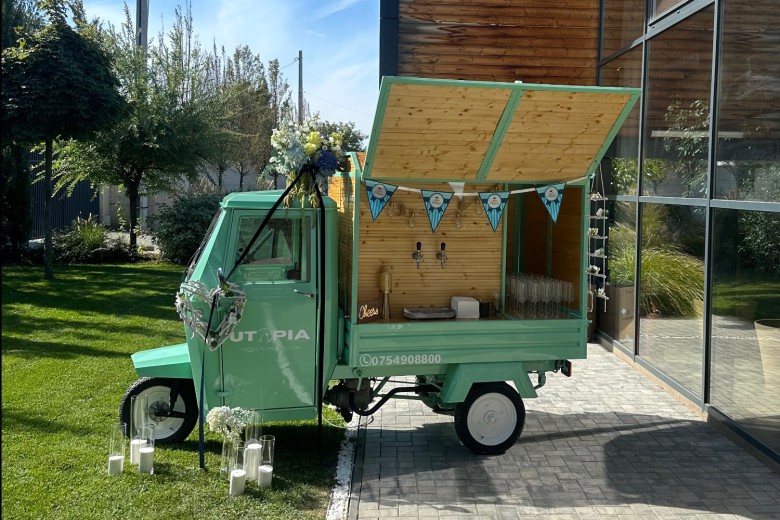 Utopia prosecco van