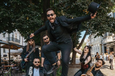 TopHat - Muzică Cluj