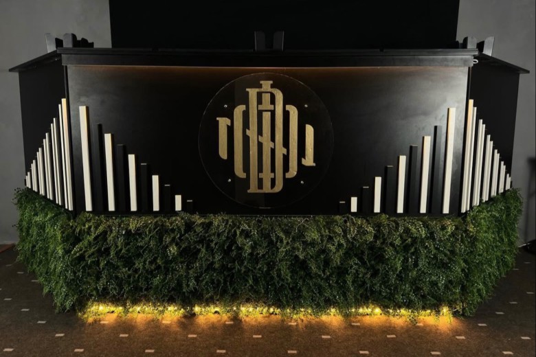 DION Cocktail Bar