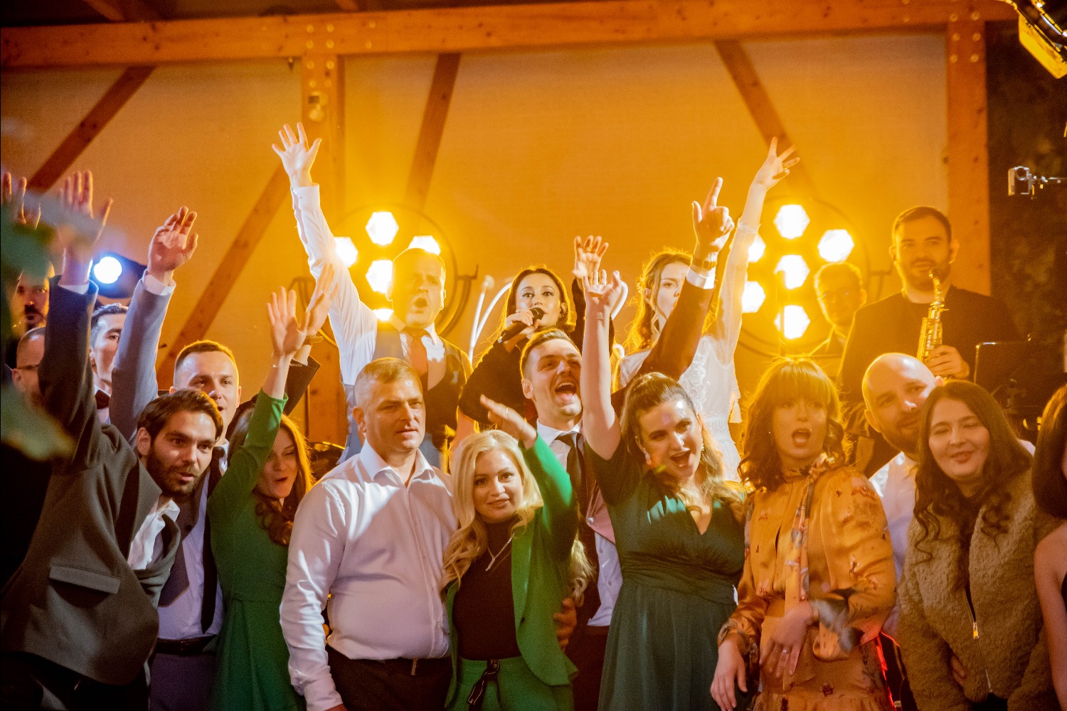 MADALINA COCA & BAND muzica bucuresti