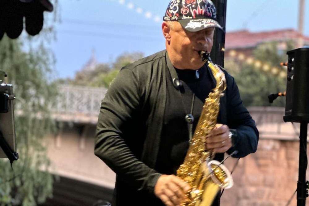 Teo Sax muzica hunedoara