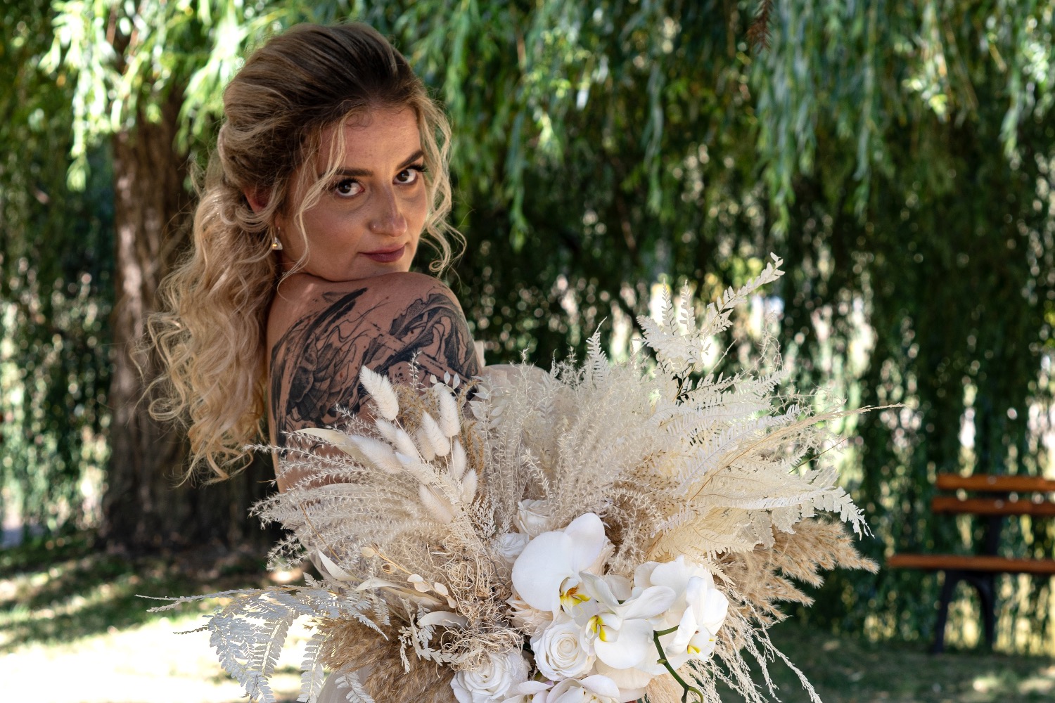 CREATIVE WIFE DESIGNS flori brasov