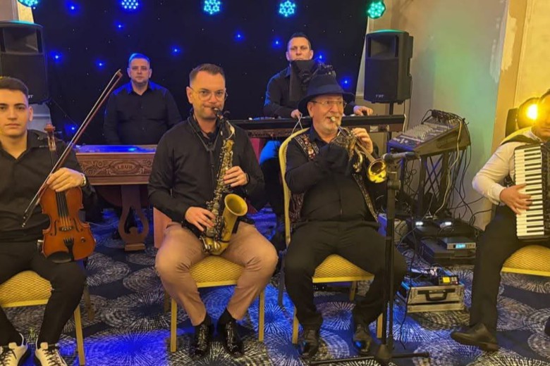 Frații Andrei Tulcea