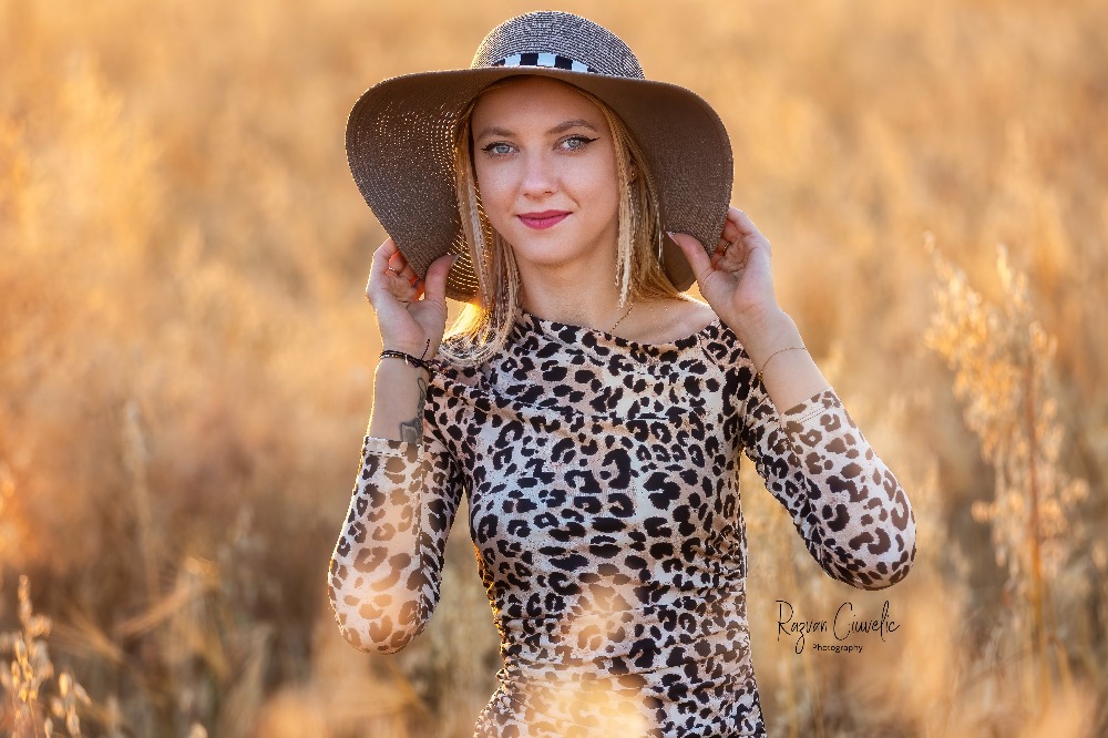 Razvan Ciuvelic PFA,Fotograf Autorizat fotografie caras-severin