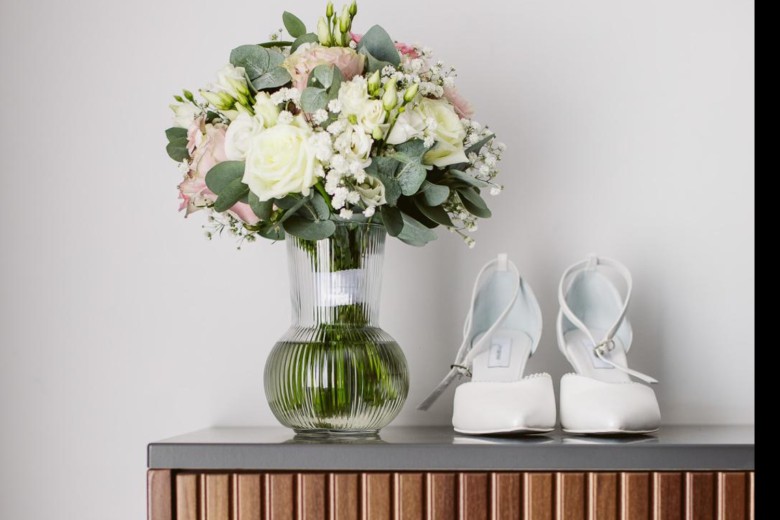 Behindthewedding