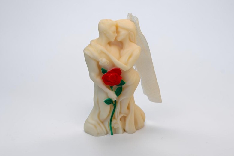 Luxora Candles