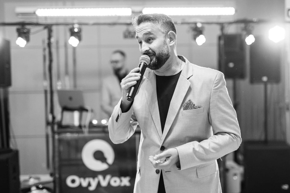 DJ OVYVOX muzica iasi