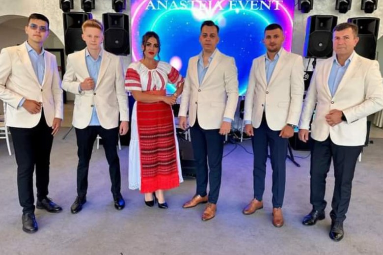 Spectacolpecer@gmail.com