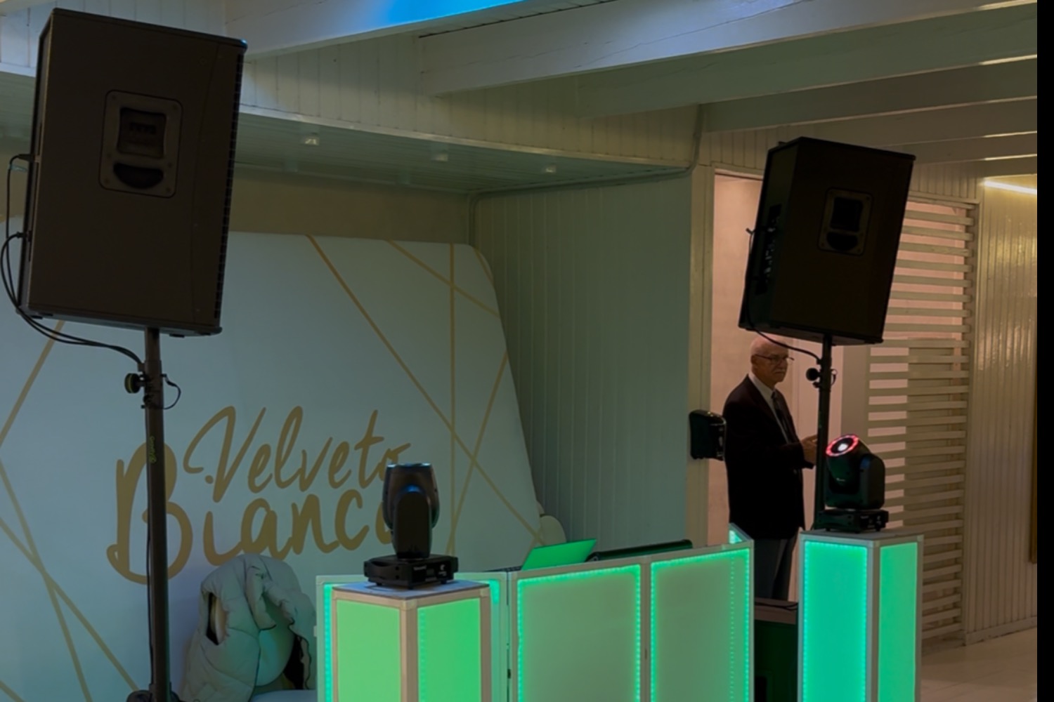 VisualX Events SRL muzica bucuresti