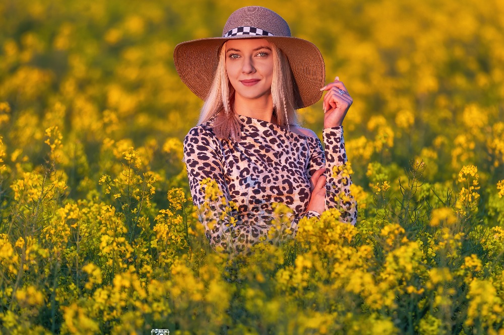 Razvan Ciuvelic PFA,Fotograf Autorizat fotografie caras-severin