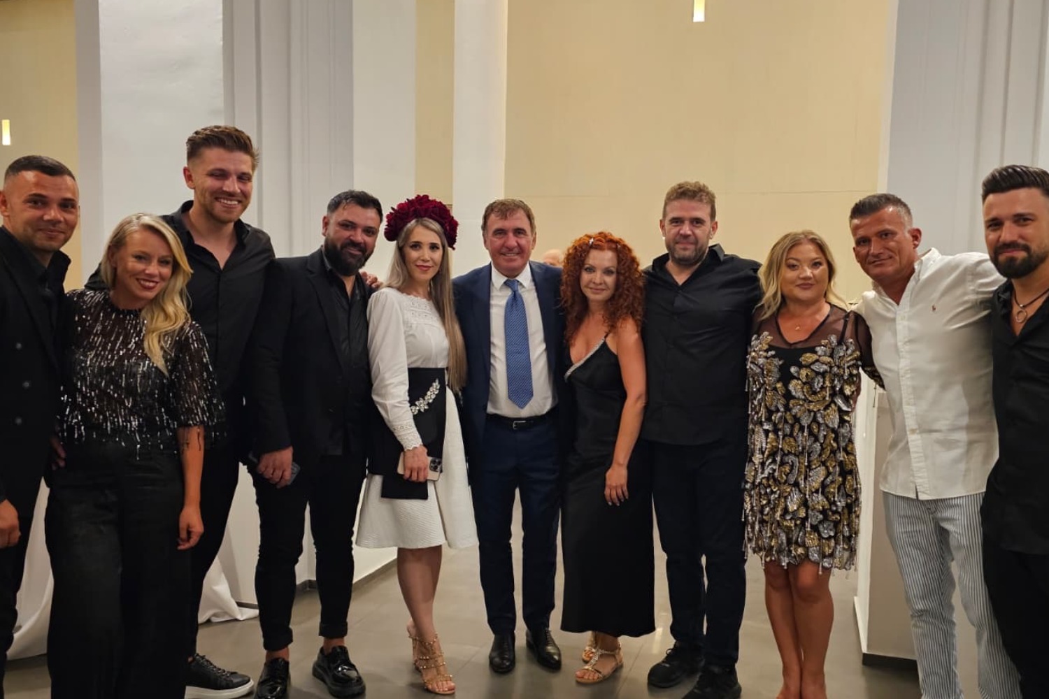 Raluca Dan MUSIC muzica bucuresti