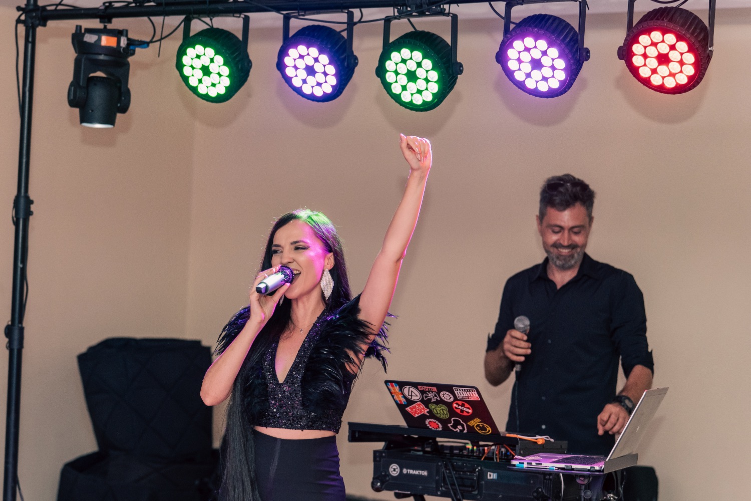 Daniela & DJ Nhomad muzica bucuresti