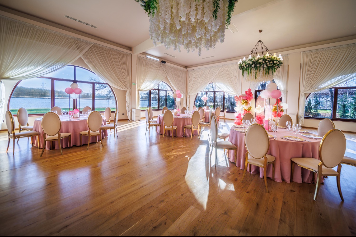 PHOENIX CERNICA locatii bucuresti