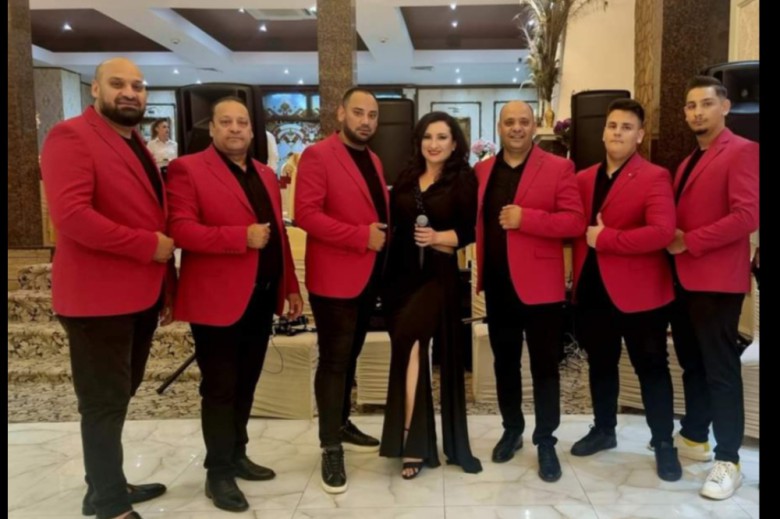 Formatia Hotin Music