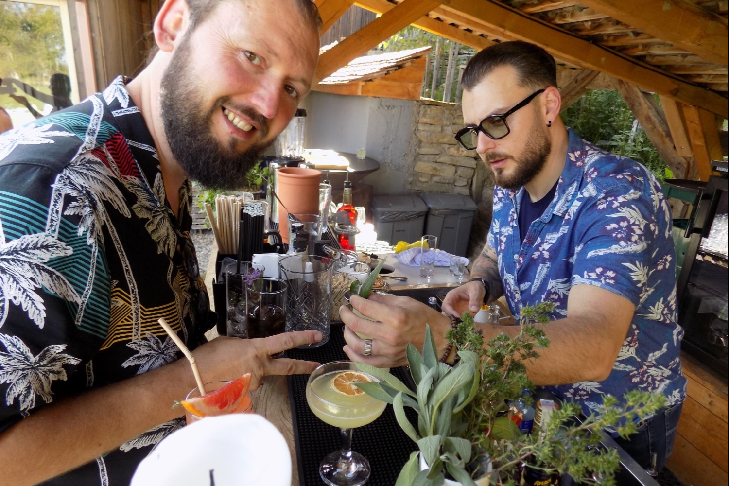 Chimen & Tarhon – Barul mobil care transformă evenimentele în experiențe catering-bauturi bucuresti