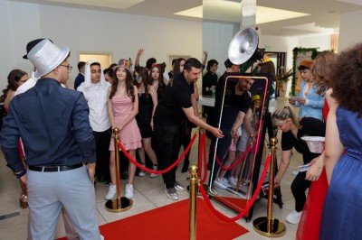 Oglinda Magică - Experiențe unice Bucuresti