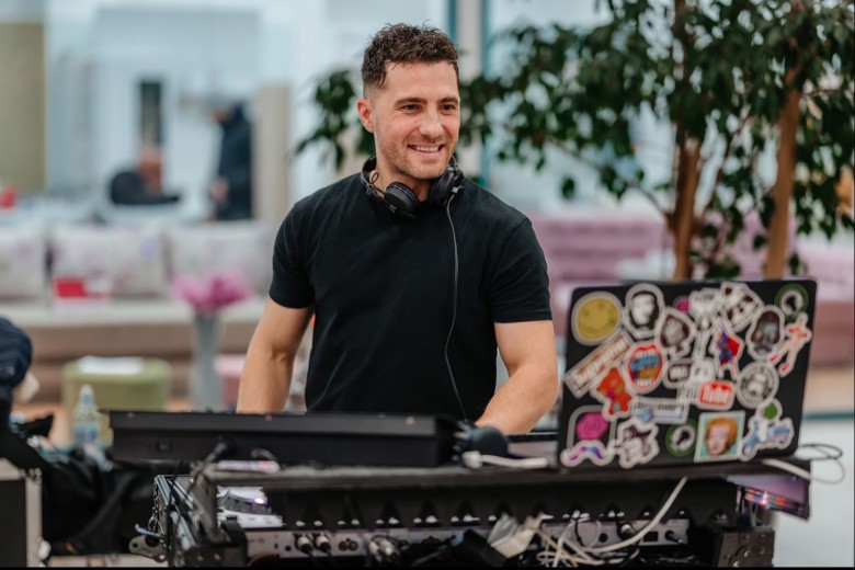 Stomlega Robert Privat Dj sound&linght