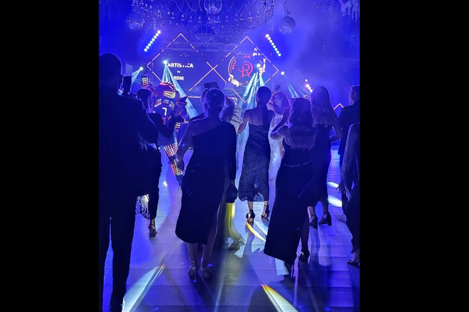 Raluca Dan MUSIC muzica bucuresti