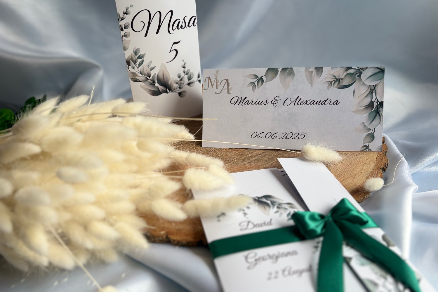 Buticul cu Creatii invitatii-tiparire iasi