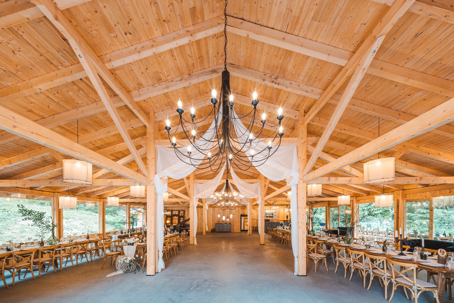 Hunter's Barn locatii bucuresti