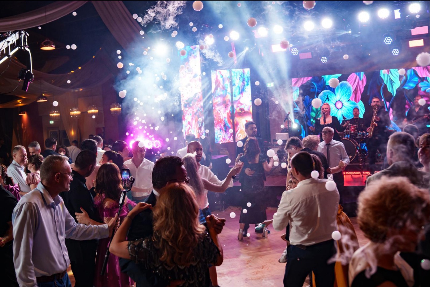 Bella Band muzica bucuresti