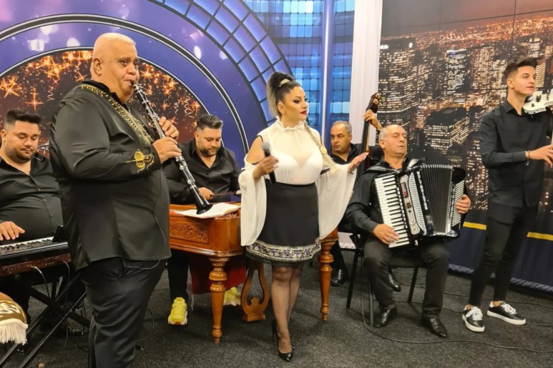 TARAFUL BOBI & PUIU BUCATARU