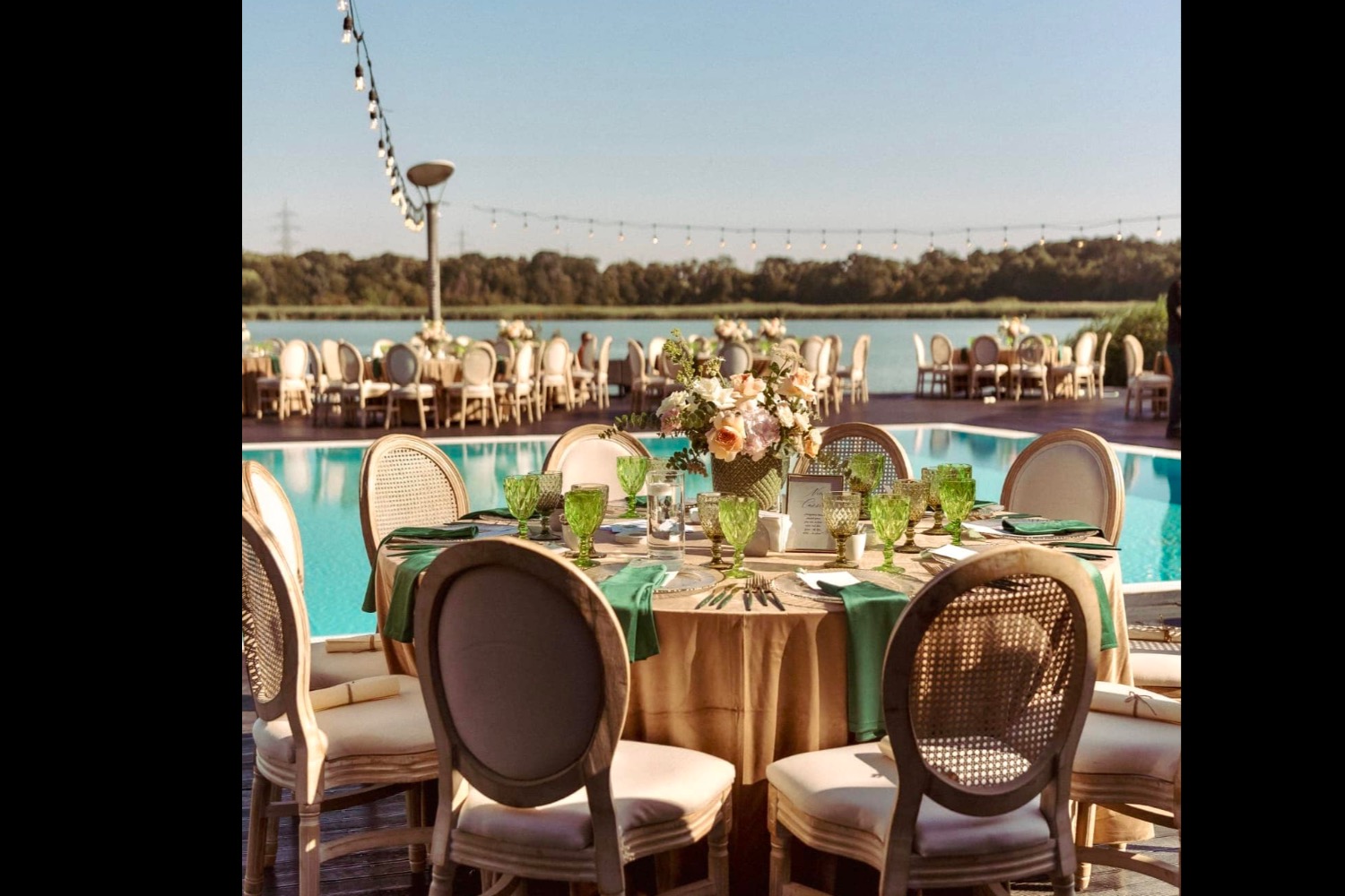 PHOENIX CERNICA locatii bucuresti