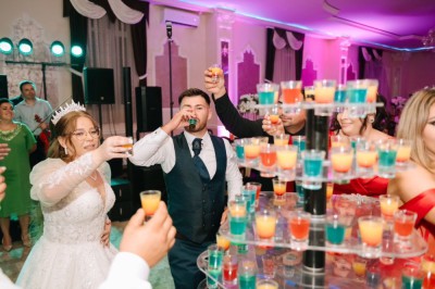 Shake & Sip SRL - Catering și băuturi Bihor