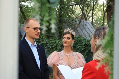 Gabriela Bzg - Artiști și spectacole Bucuresti