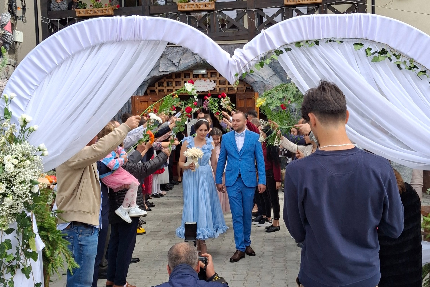 Salon Regal Dracula in Arges , pe Transfagarasan locatii arges